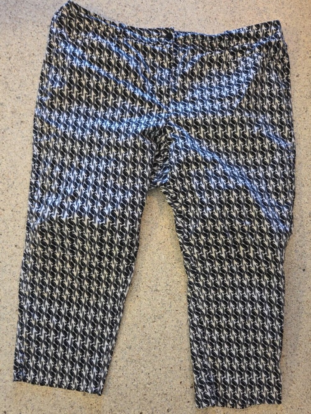 Talbots Black and White Bird Toucan Women's Cropped Chino Pants Plus 20W